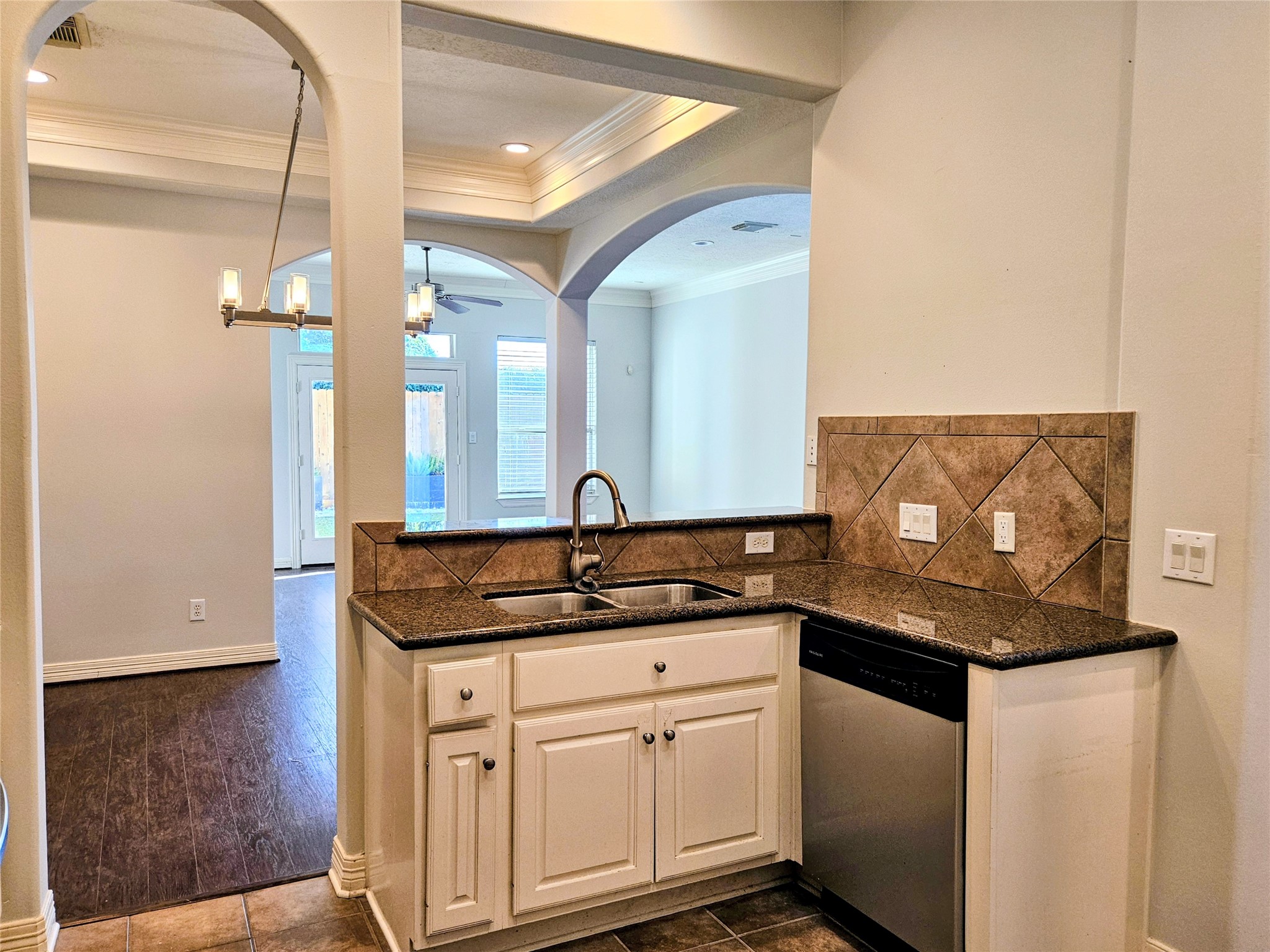 13827 Cady Court, Houston, TX 77077 13827 Cady Court, Houston, TX 77077