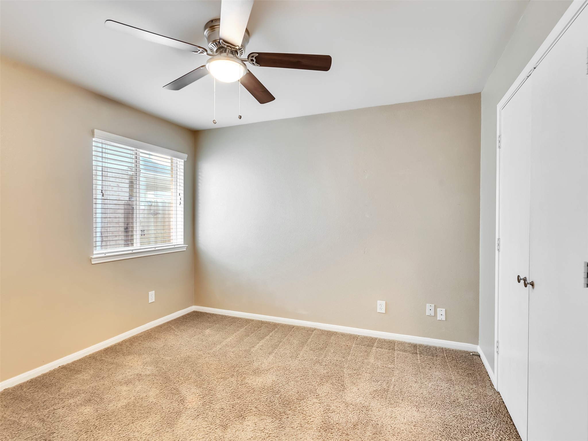 Bright, inviting, and full of possibilities, it's a space that can easily adapt to your lifestyle.