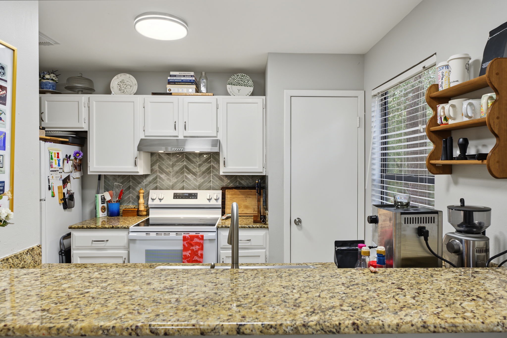 52 Sawmill Grove Lane, The Woodlands, TX 77380