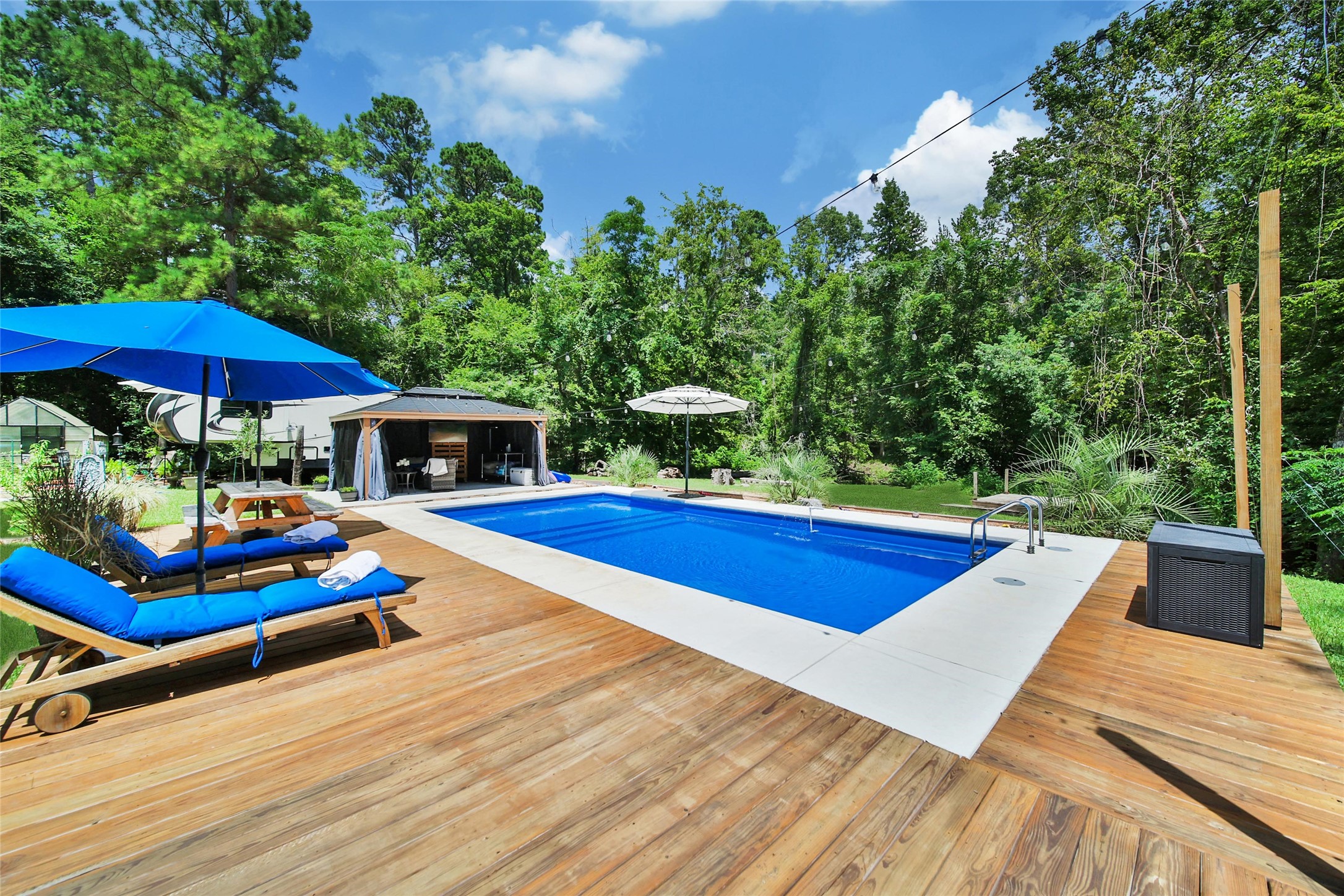 7273 Forest Hills Drive, Montgomery, TX 77316