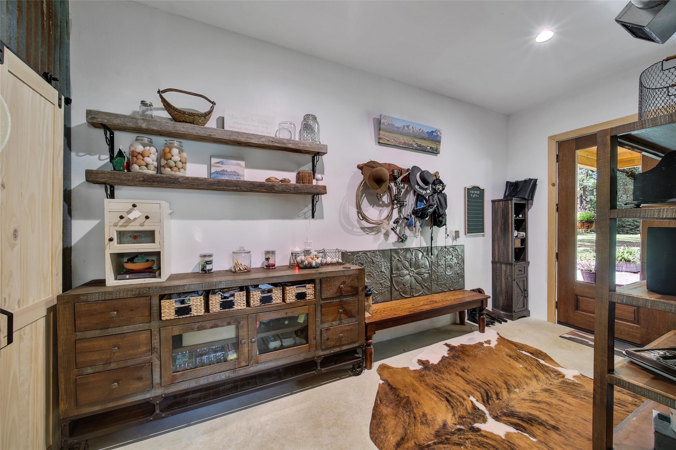 7273 Forest Hills Drive, Montgomery, TX 77316