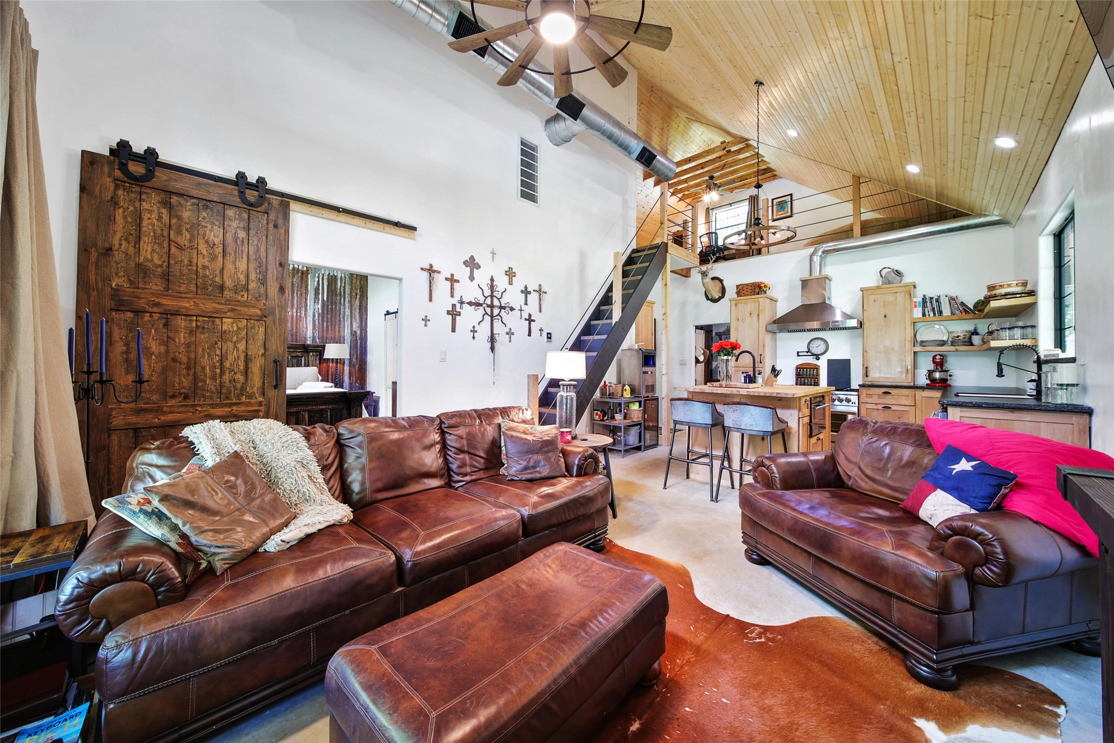 7273 Forest Hills Drive, Montgomery, TX 77316