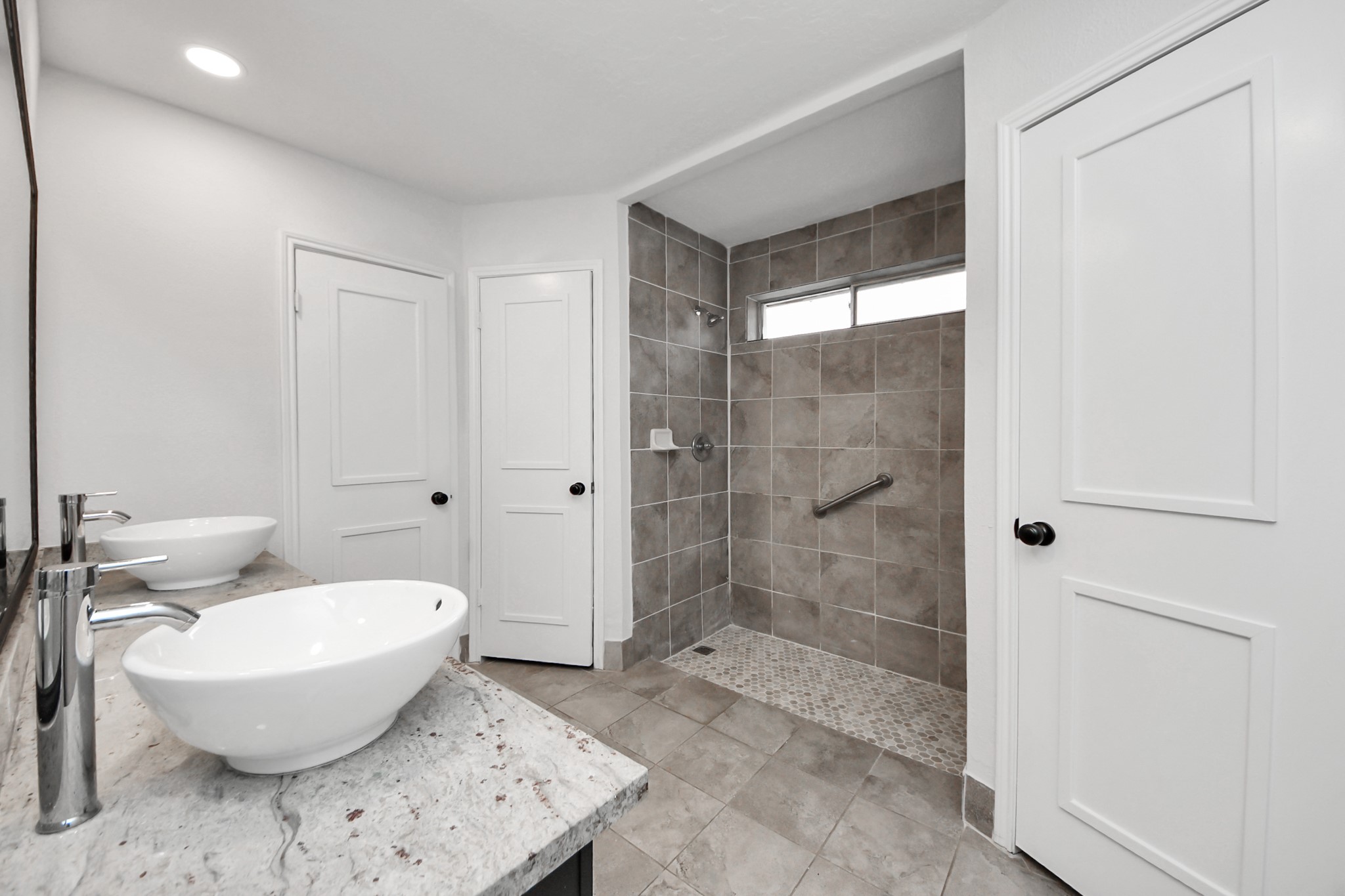 718 Land Grant Drive, Richmond, TX 77406