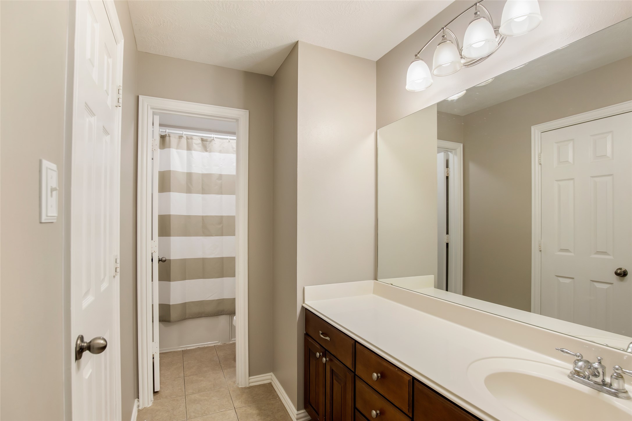 14422 Country Haven Court, Houston, TX 77044