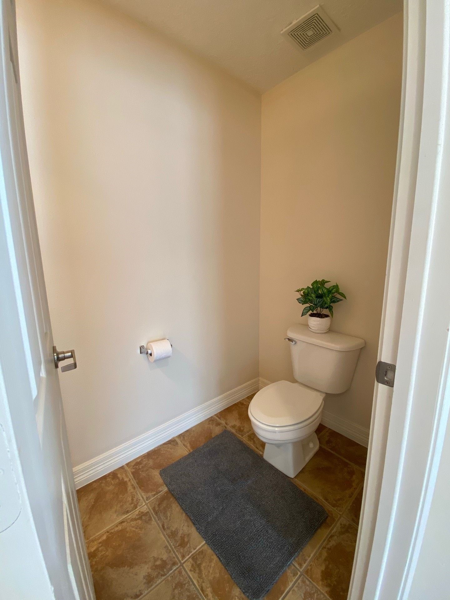 3710 Sherwood Lane, #101, Houston, TX 77092