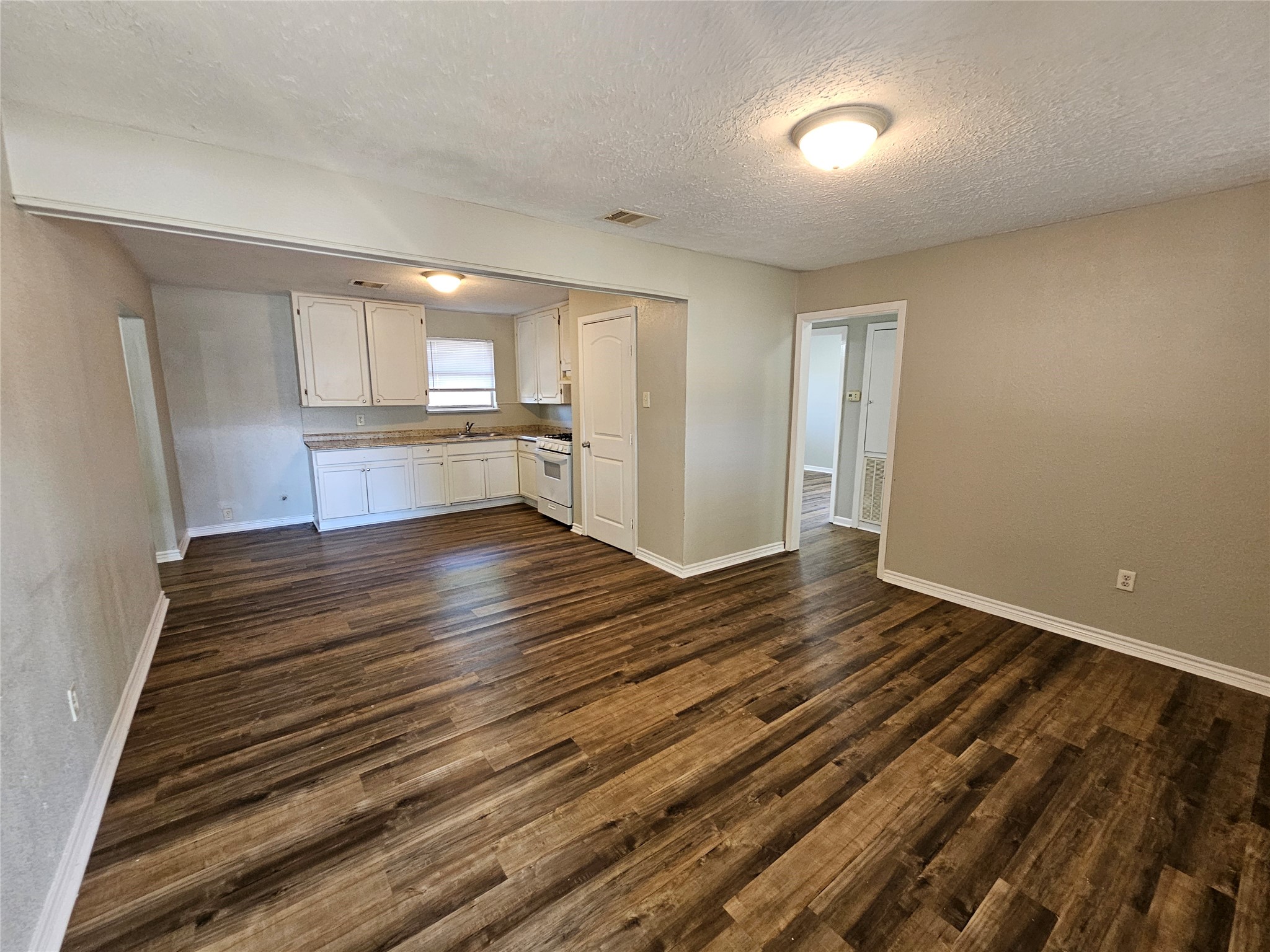 1314 N Natchez Drive, Texas City, TX 77591