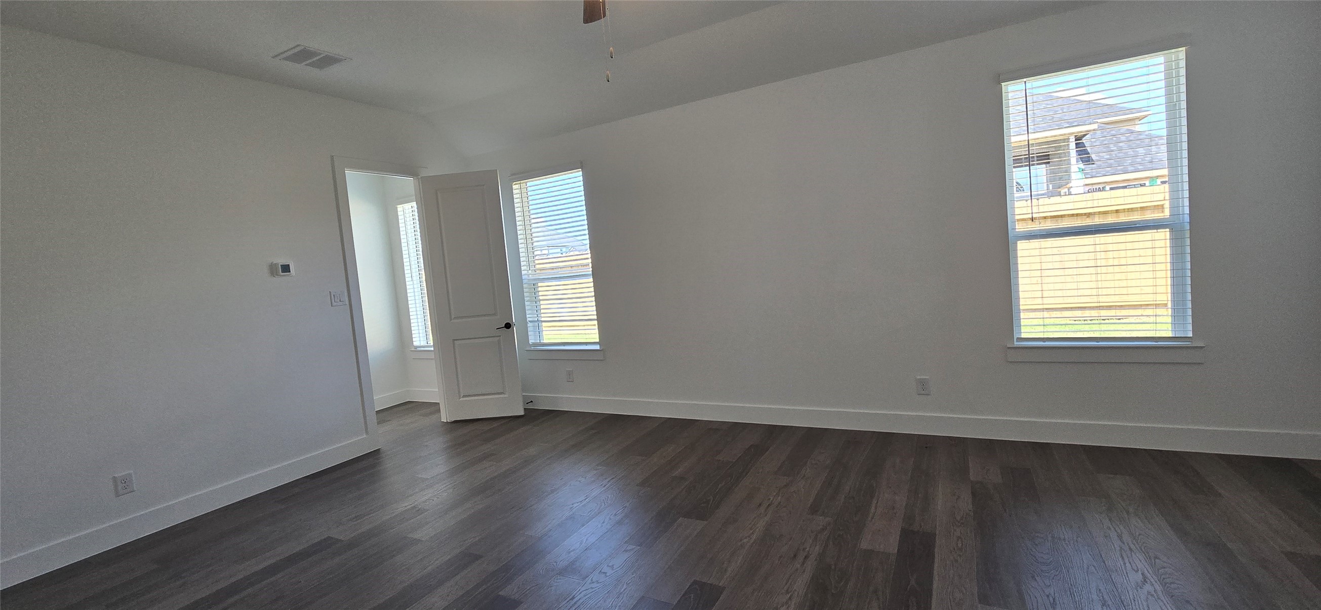 3327 Summercrisp Hollow Ln, Pearland, TX 77581