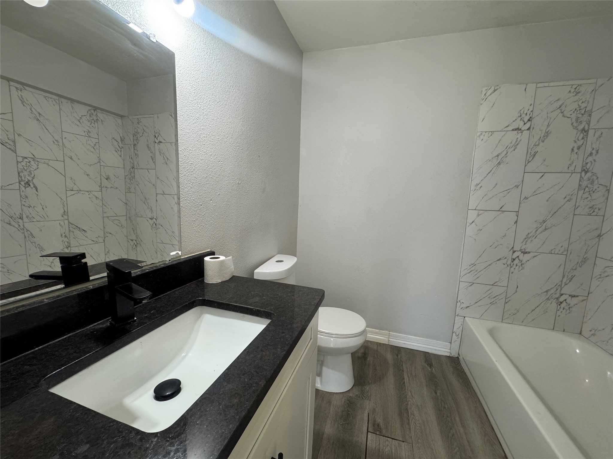 7210 Hemlock Street, #3, Houston, TX 77012 7210 Hemlock Street, #3, Houston, TX 77012