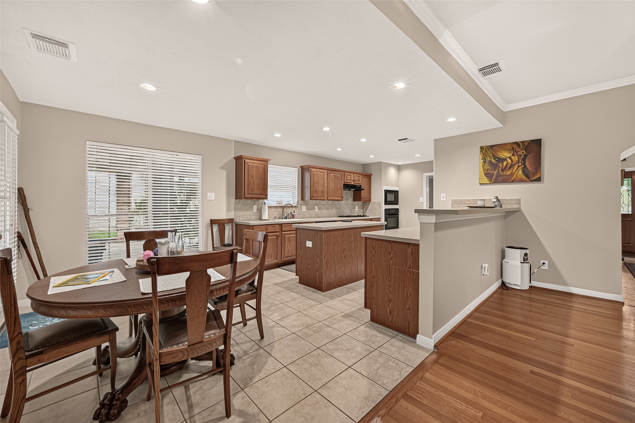 314 Willowood Drive, League City, TX 77573