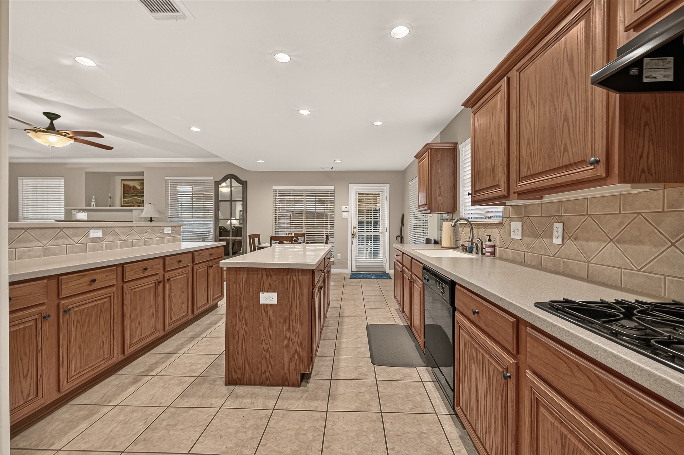 314 Willowood Drive, League City, TX 77573