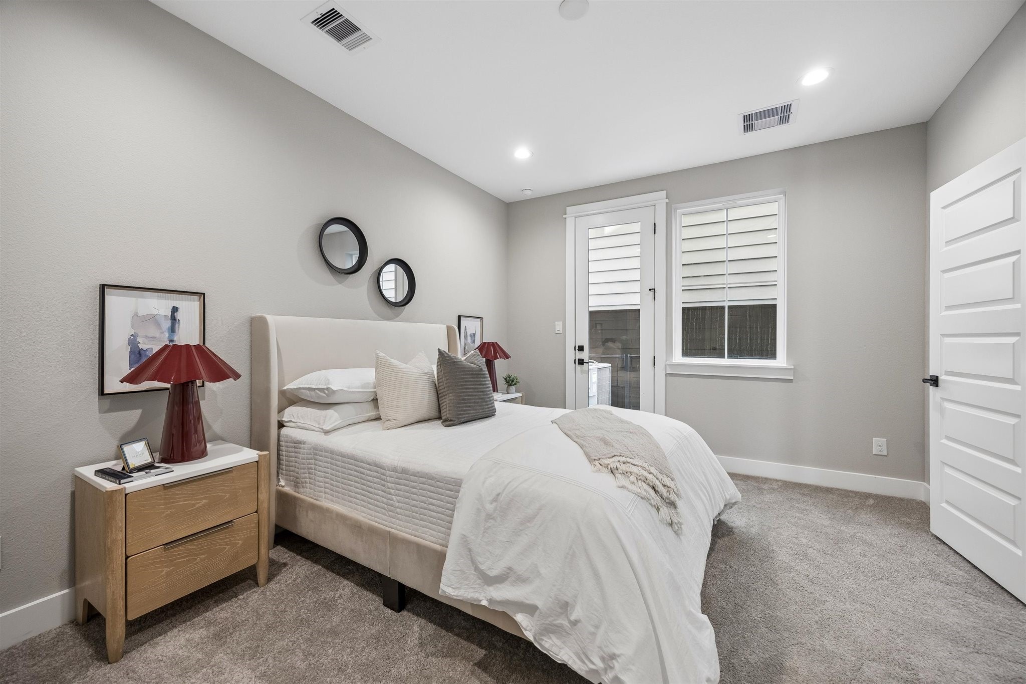 1181 W 19th Street, Houston, TX 77008