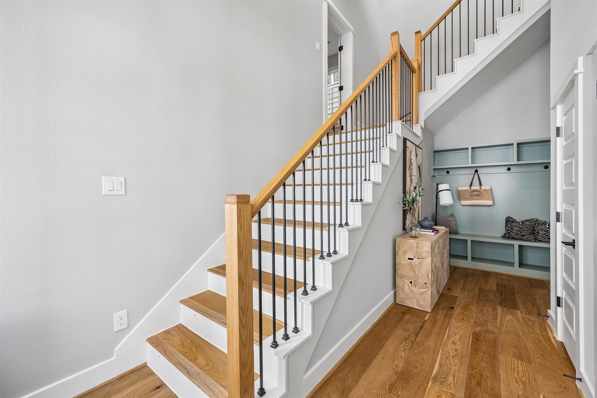 1181 W 19th Street, Houston, TX 77008