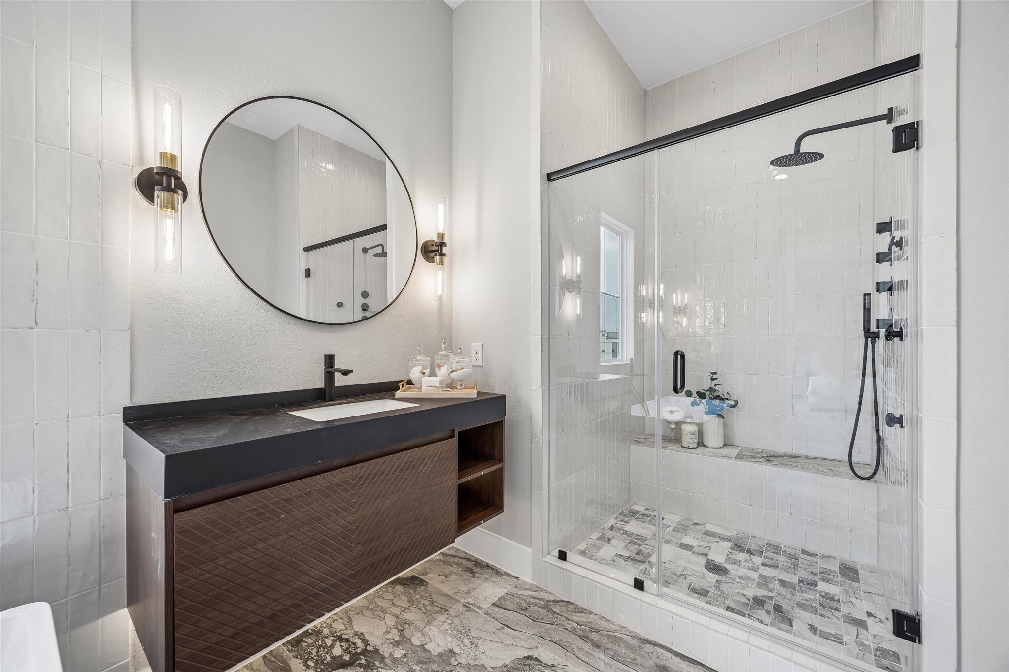 1181 W 19th Street, Houston, TX 77008