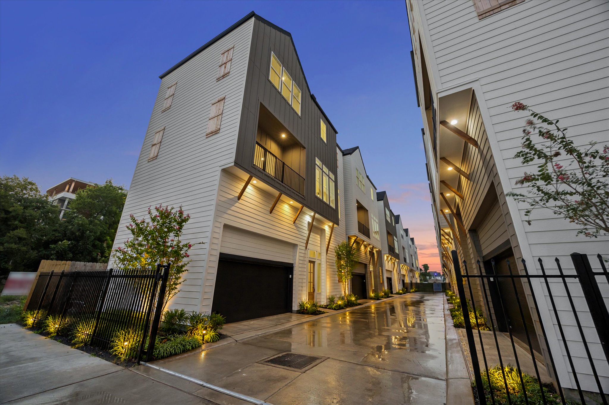 1181 W 19th Street, Houston, TX 77008 1181 W 19th Street, Houston, TX 77008