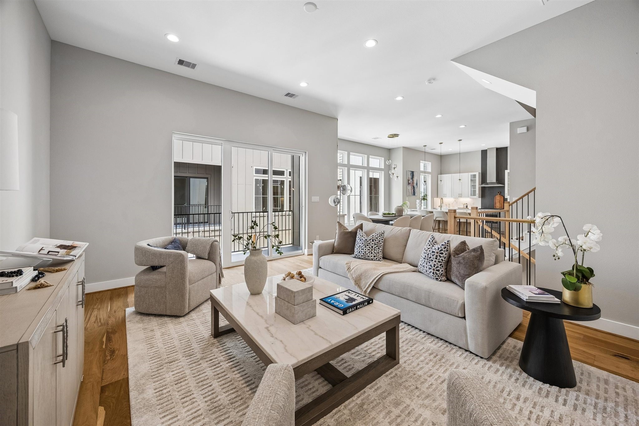 1181 W 19th Street, Houston, TX 77008