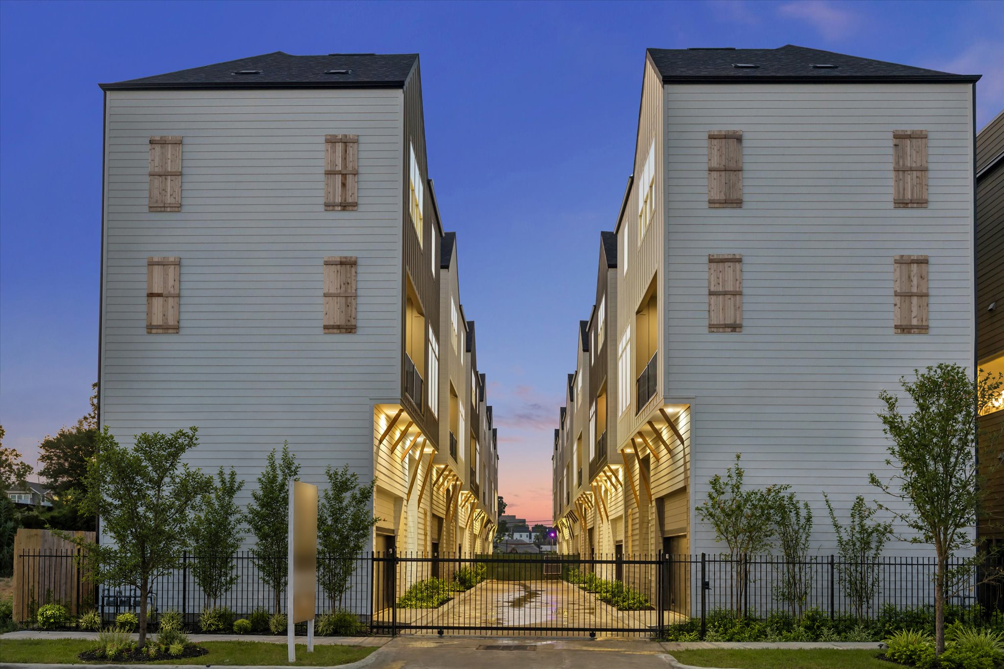 1181 W 19th Street, Houston, TX 77008