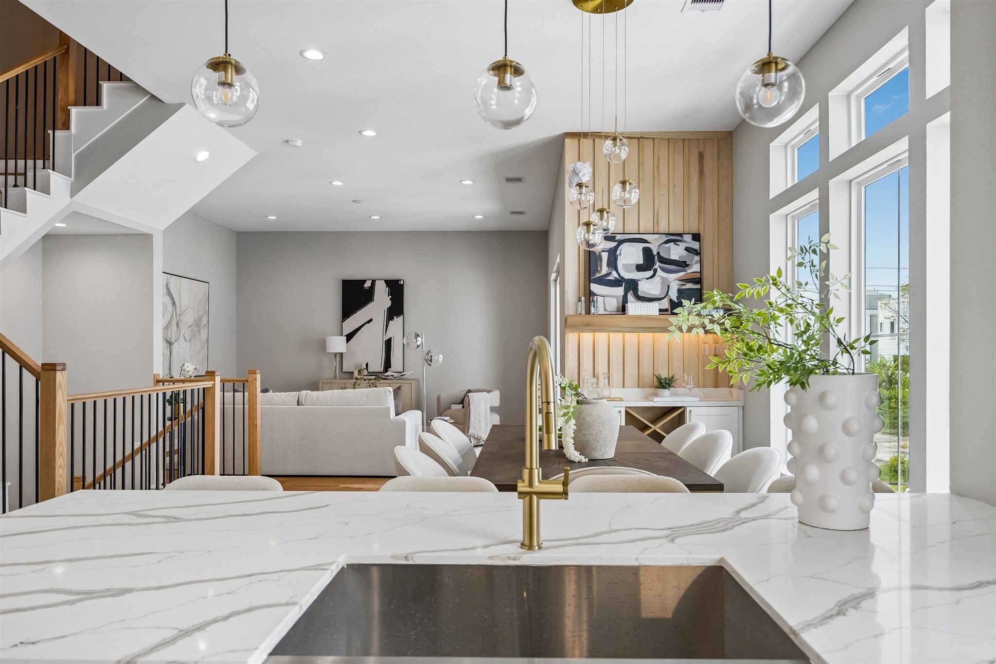 1181 W 19th Street, Houston, TX 77008