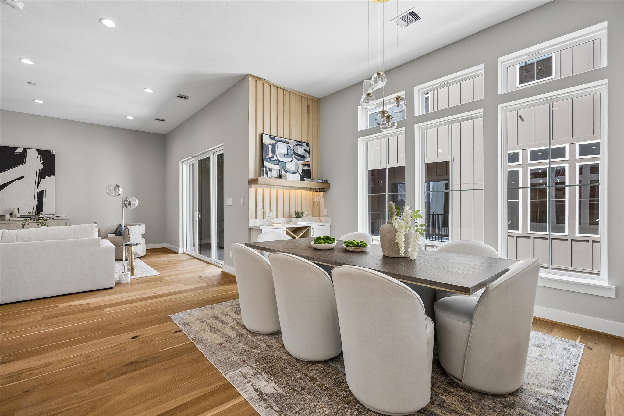 1181 W 19th Street, Houston, TX 77008
