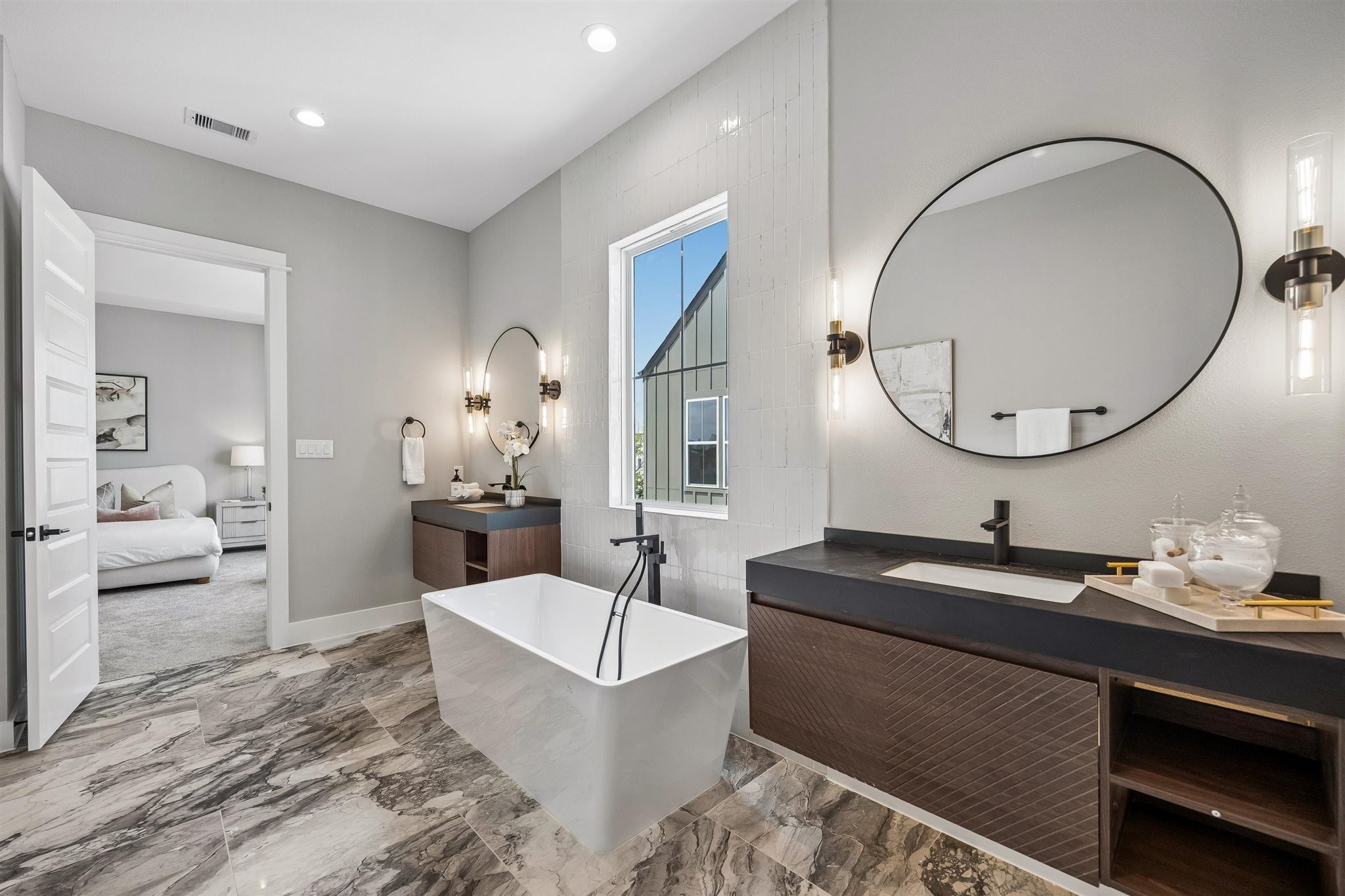 1181 W 19th Street, Houston, TX 77008
