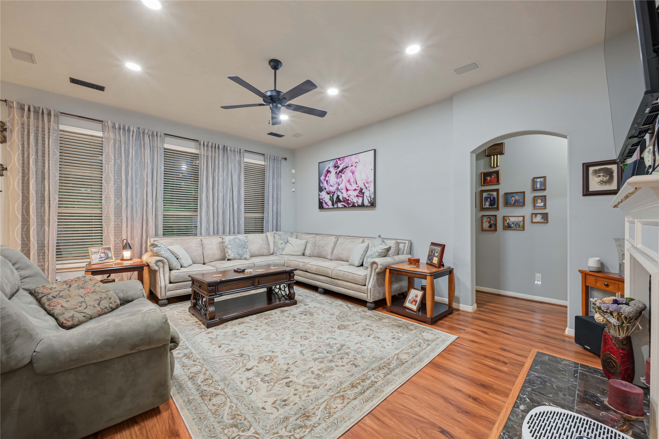Large living area with laminate floors