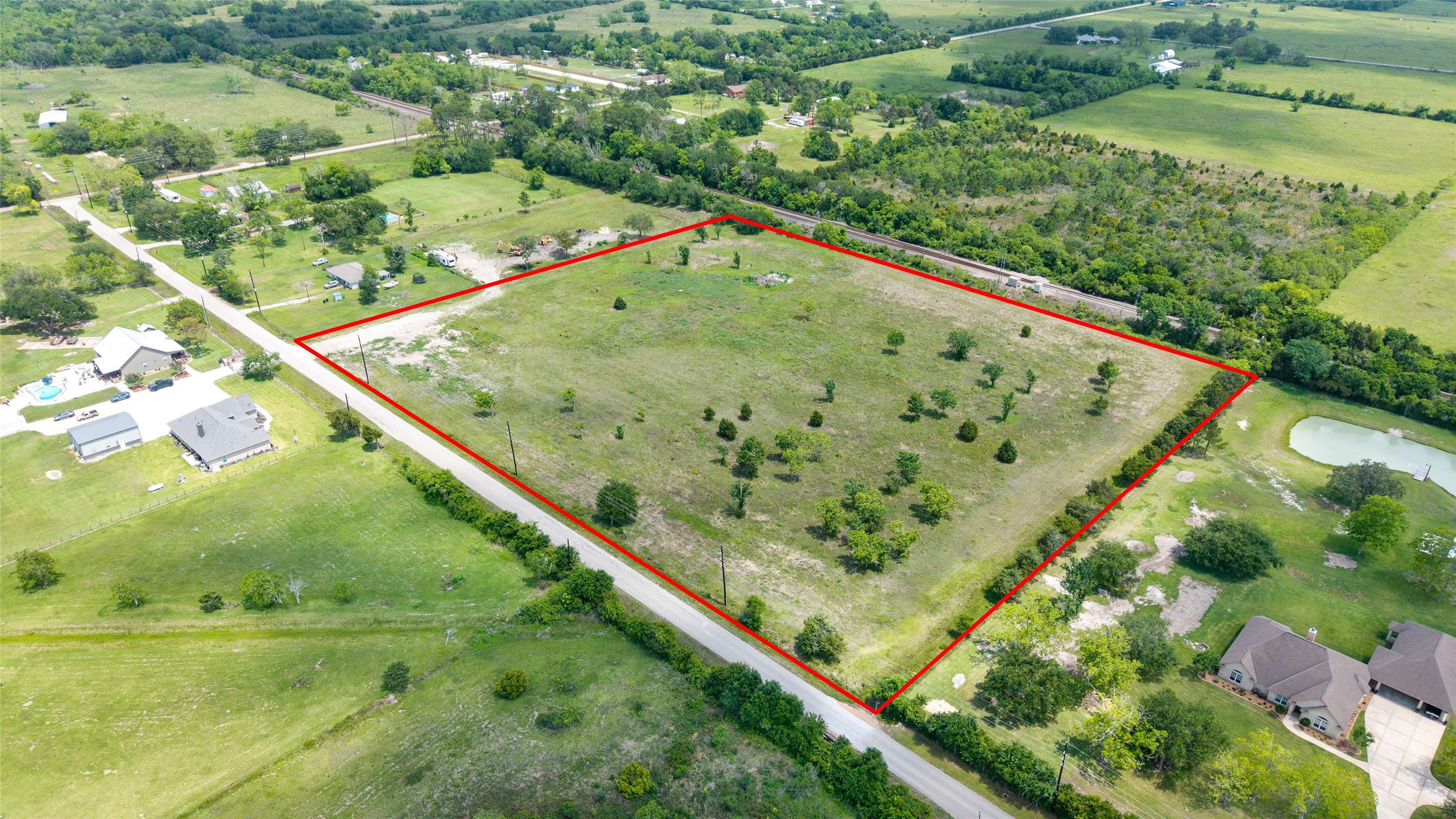 2289 County Road 163, Alvin, TX 77511
