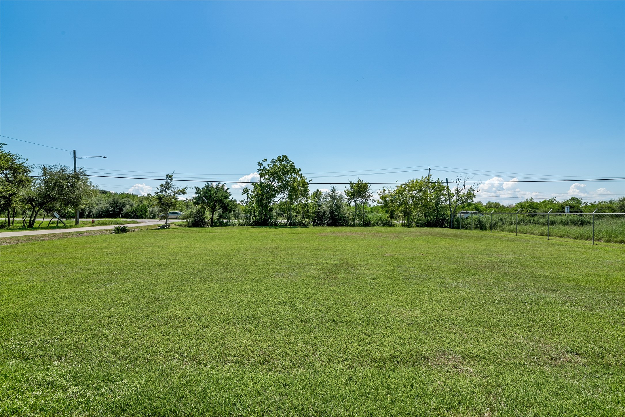 0000 23 1/2 Street, San Leon, TX 77539