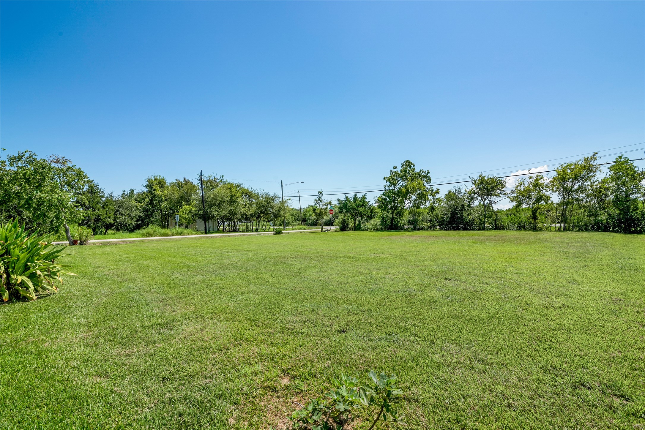 0000 23 1/2 Street, San Leon, TX 77539