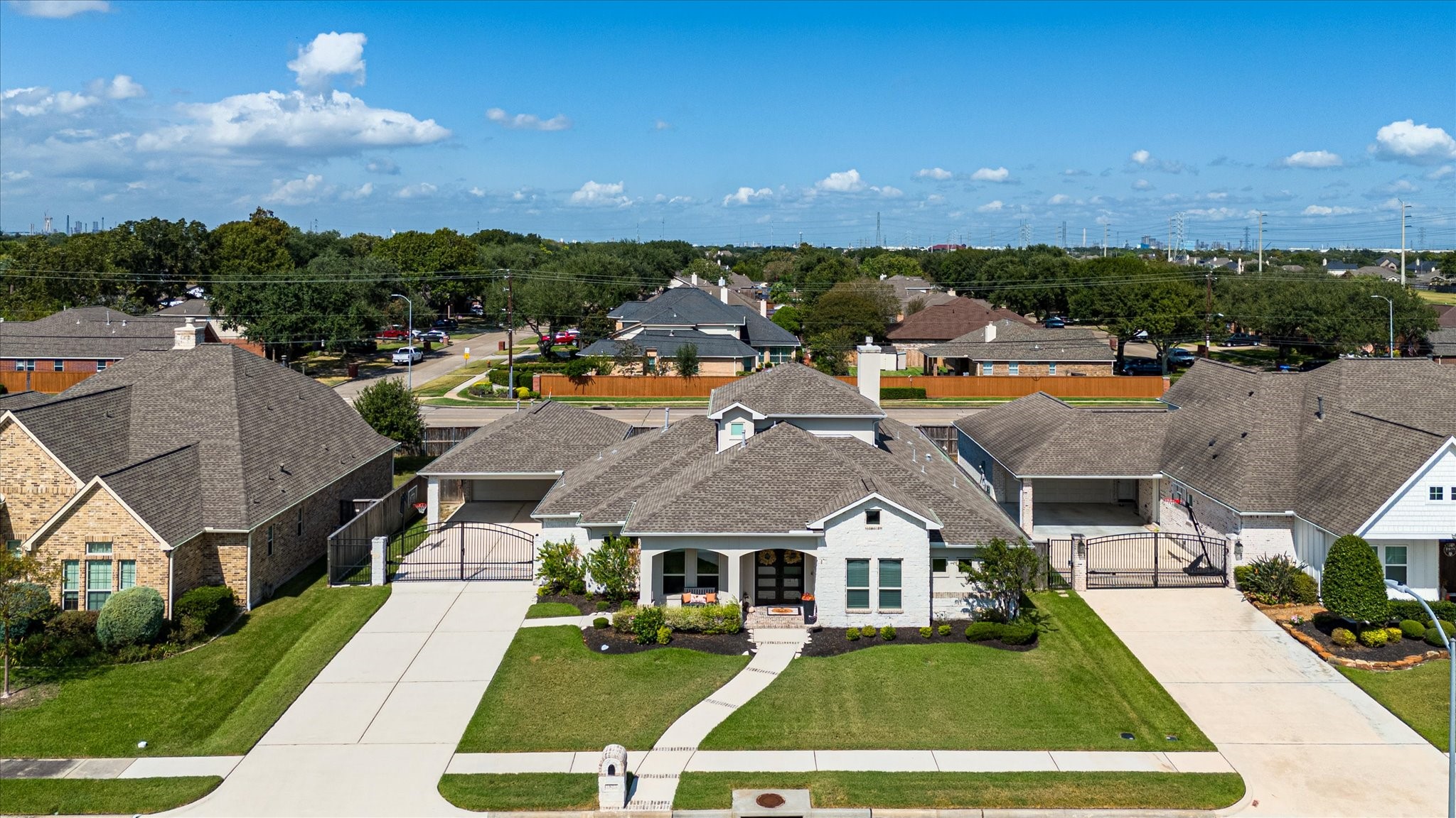 1813 N Prairie Lane, Deer Park, TX 77536