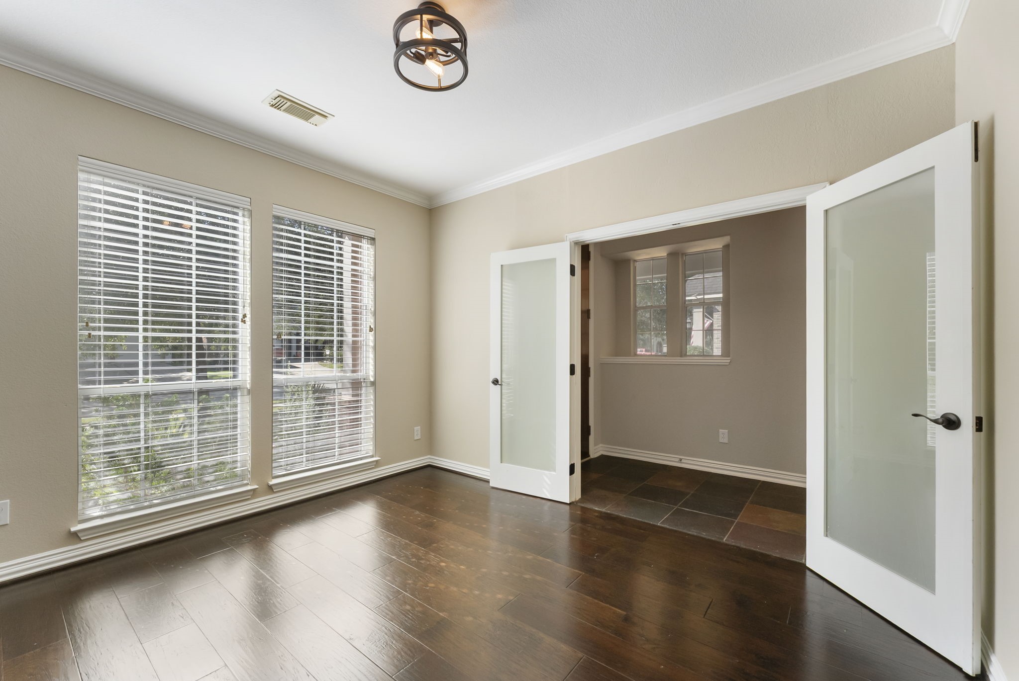 431 Hendricks Forest Lane, Conroe, TX 77384