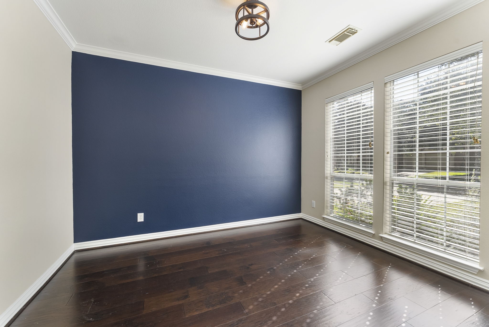 431 Hendricks Forest Lane, Conroe, TX 77384