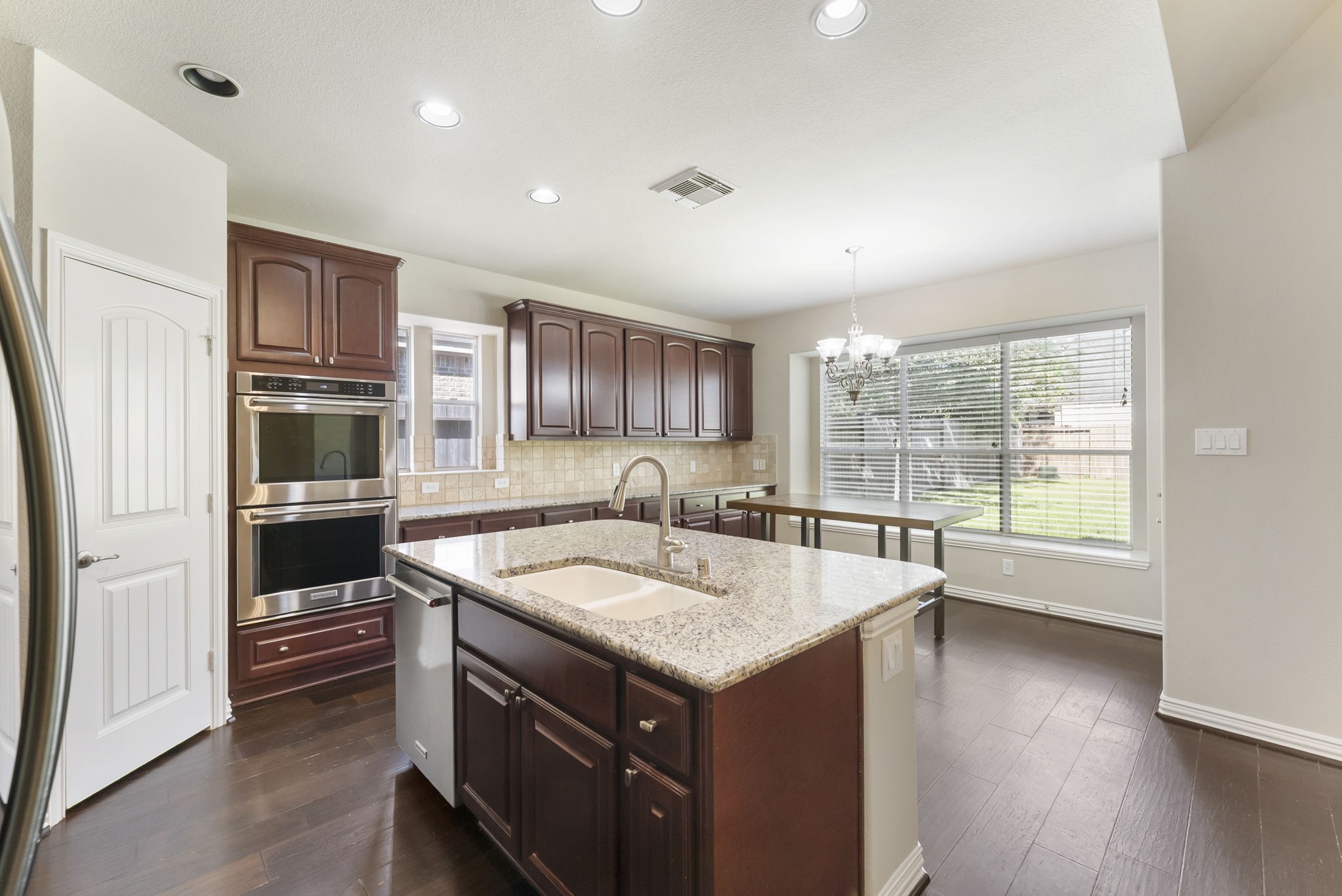 431 Hendricks Forest Lane, Conroe, TX 77384