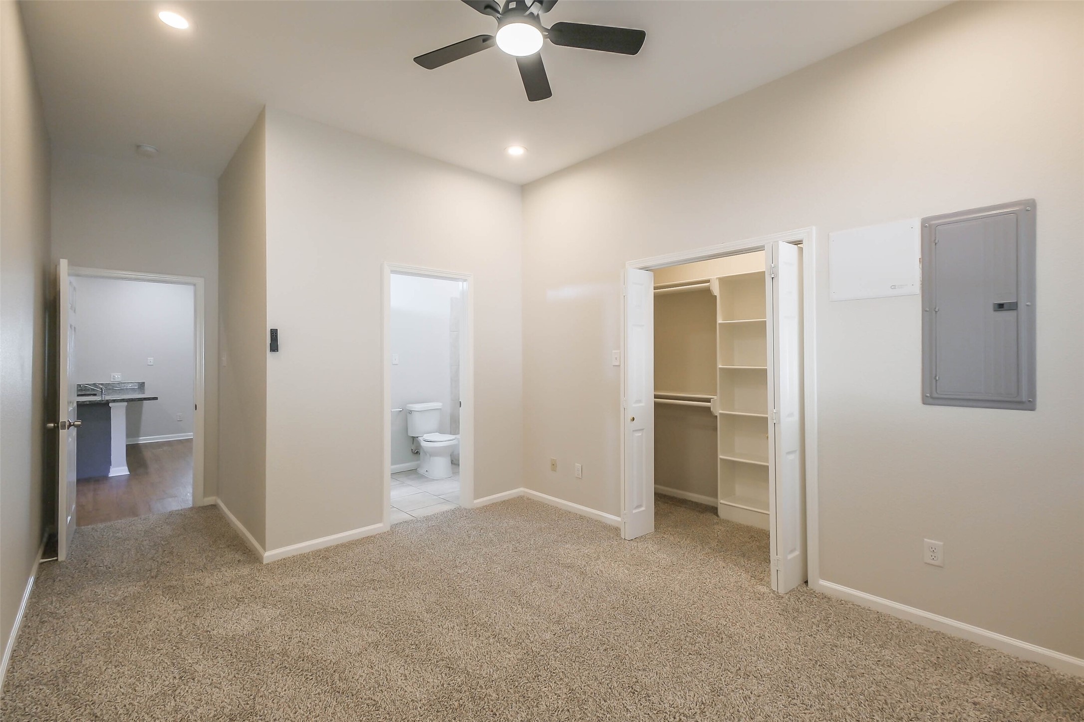Photos from previous listing