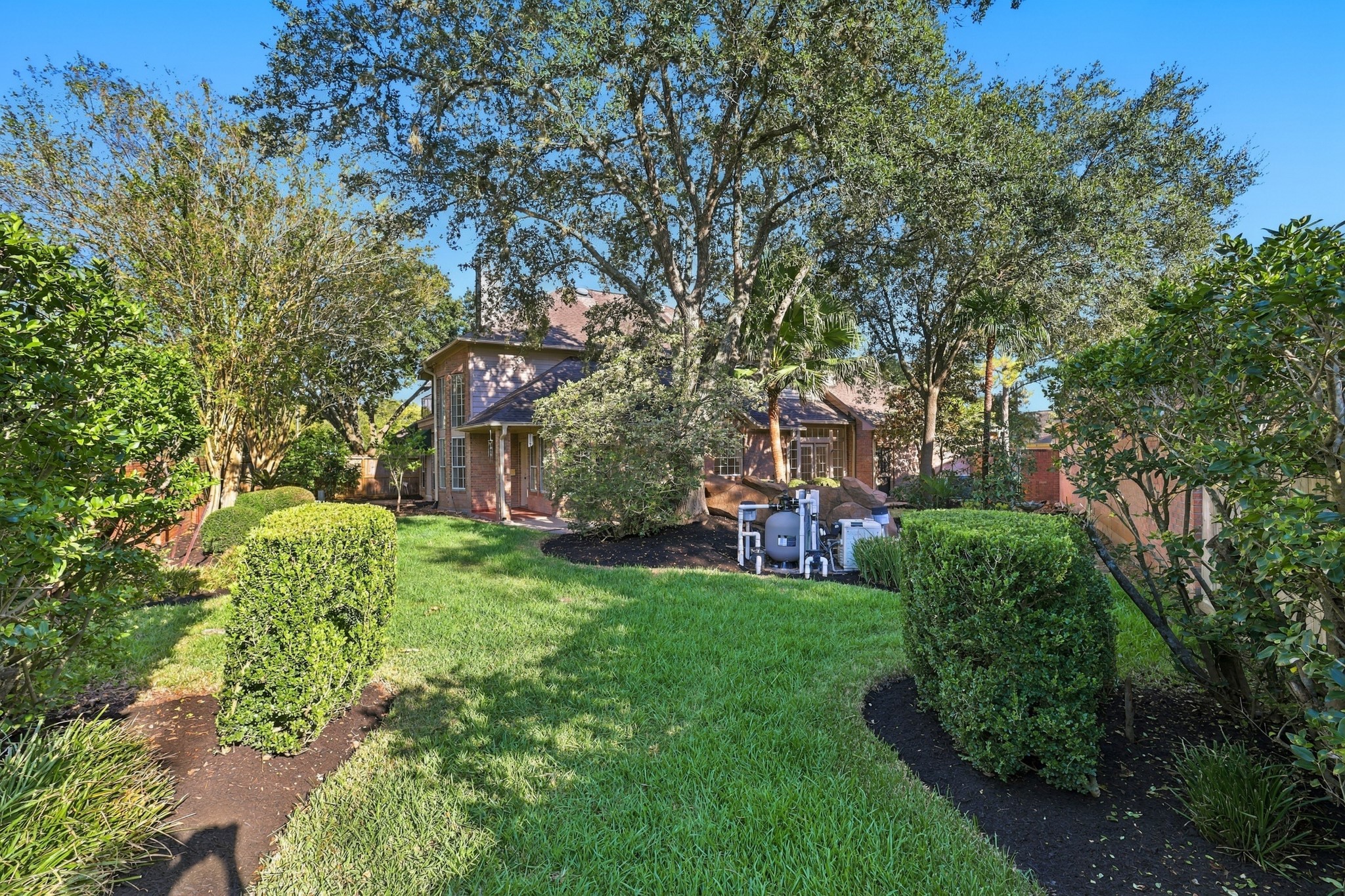 1931 Auburn Trail, Sugar Land, TX 77479