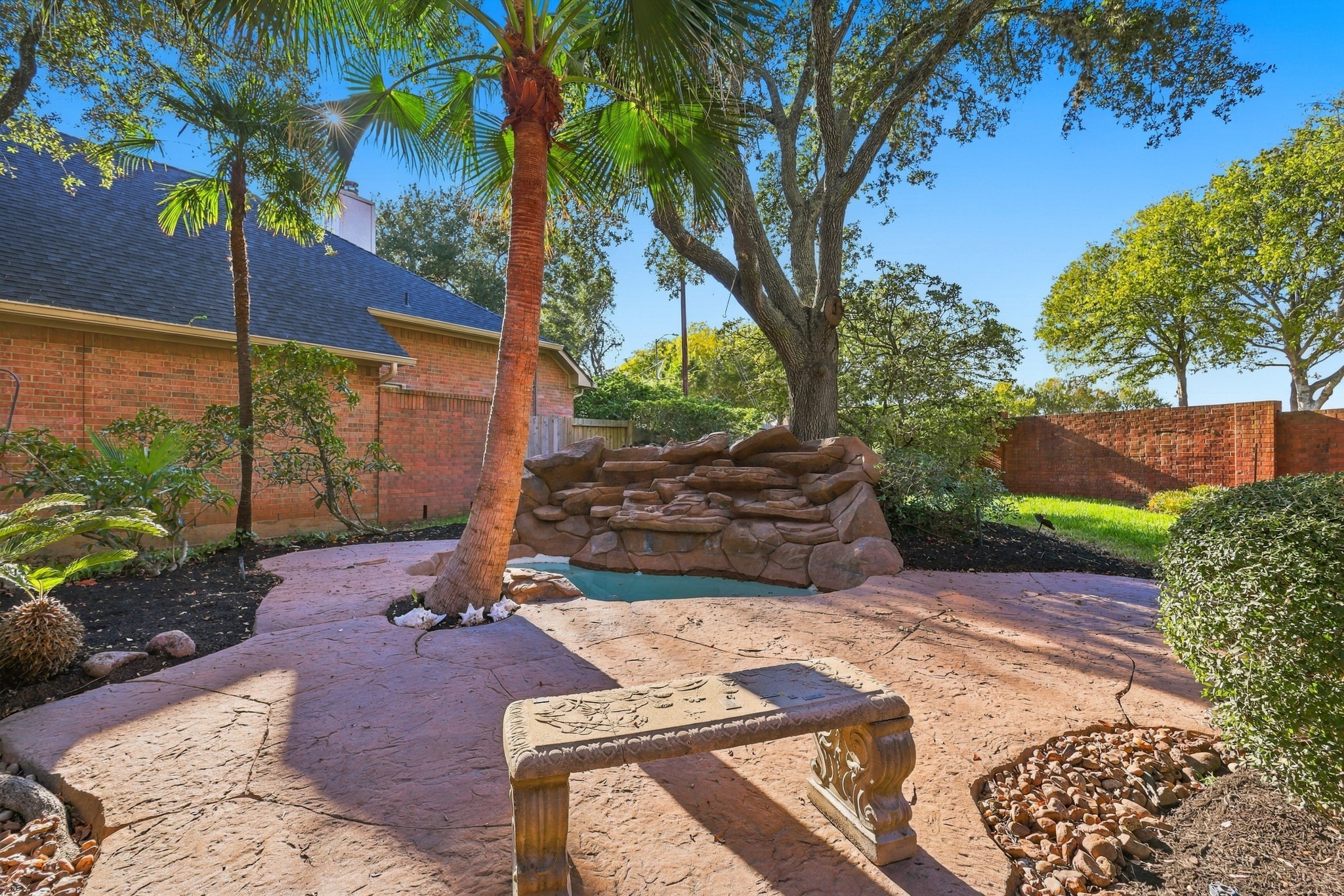 1931 Auburn Trail, Sugar Land, TX 77479