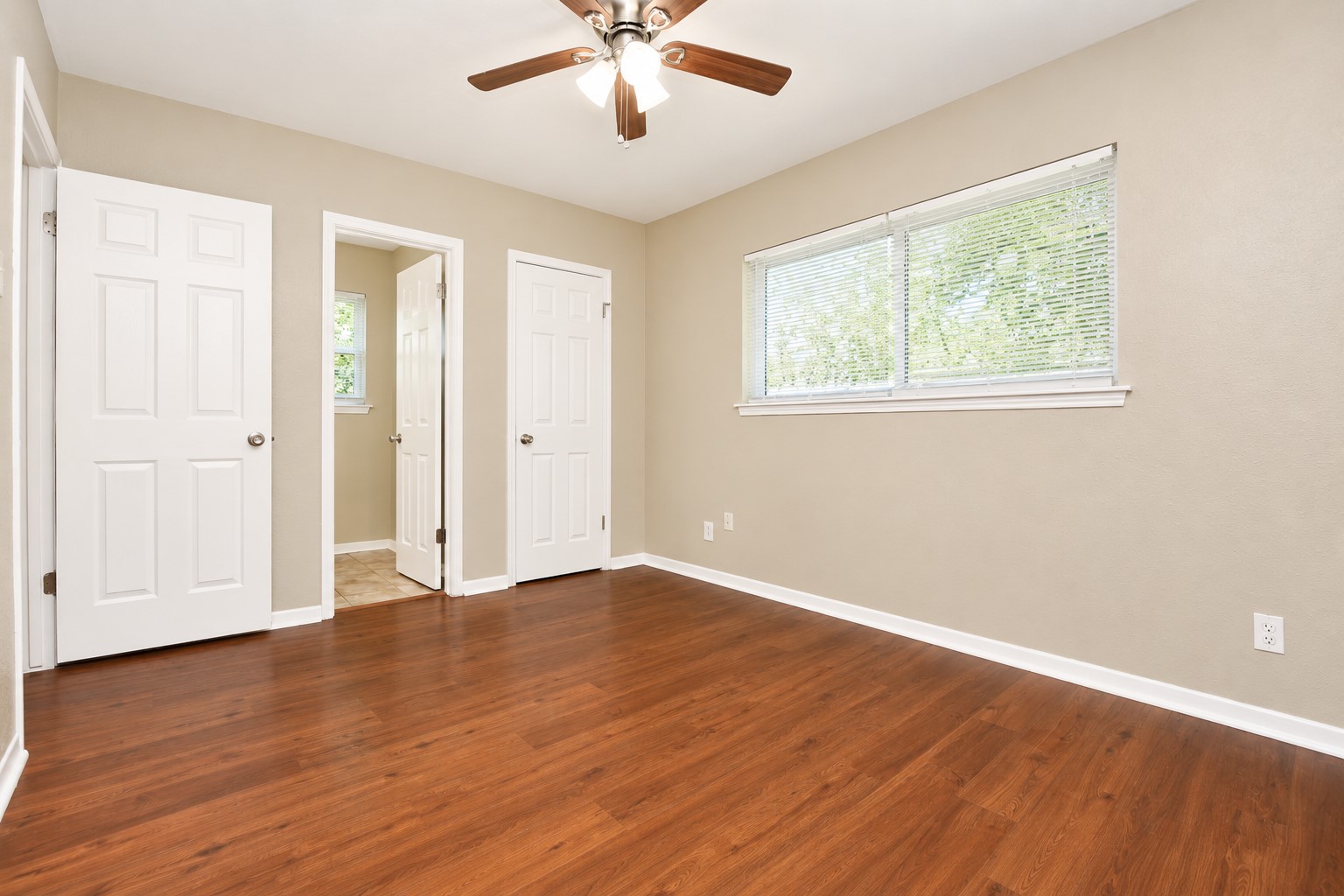 Large Primary bedroom with 1/2 bath.