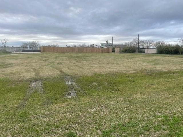 00 Wincrest, Dickinson, TX 77539