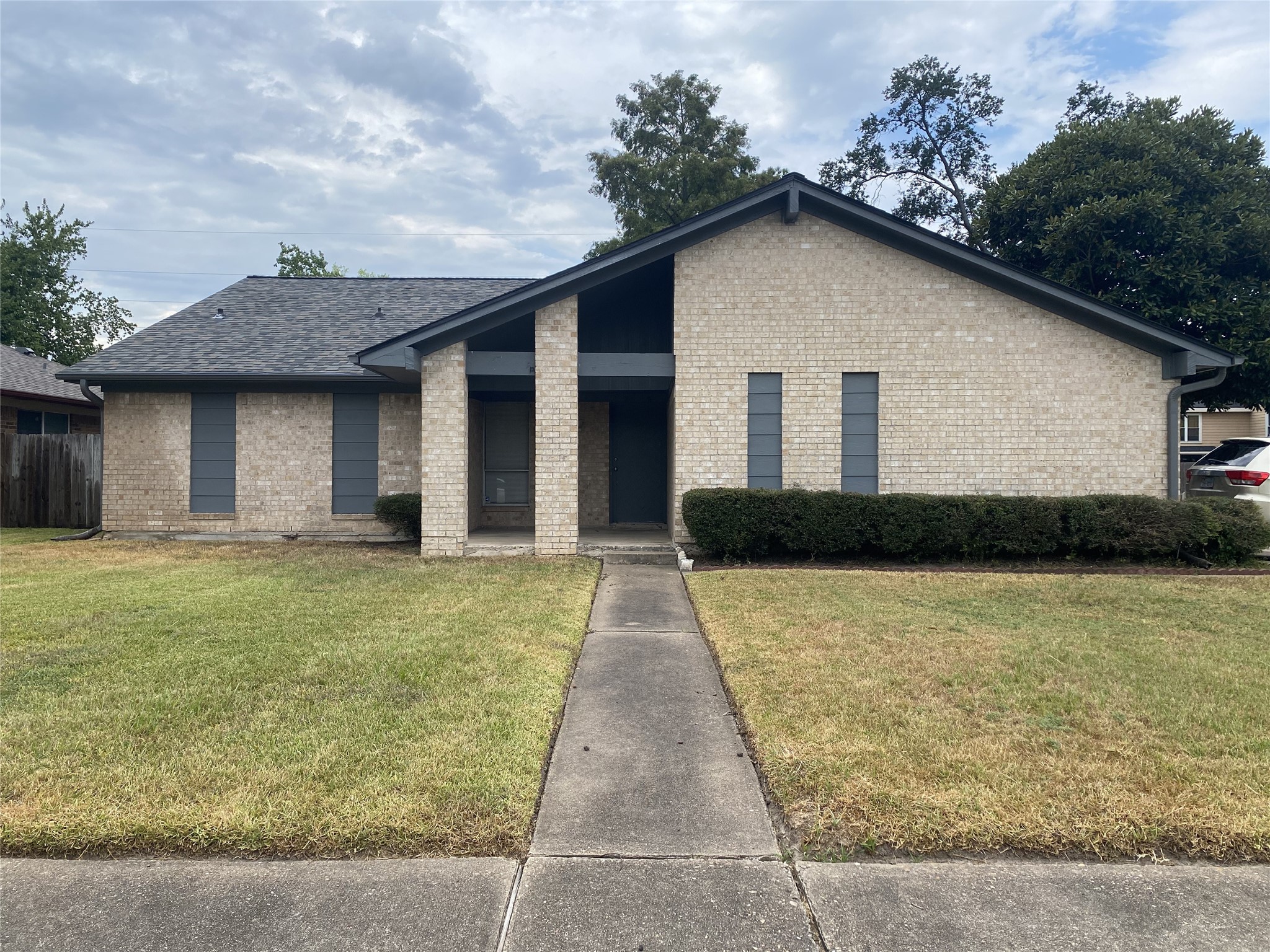 6202 Elkwood Forest Drive, Houston, TX 77088