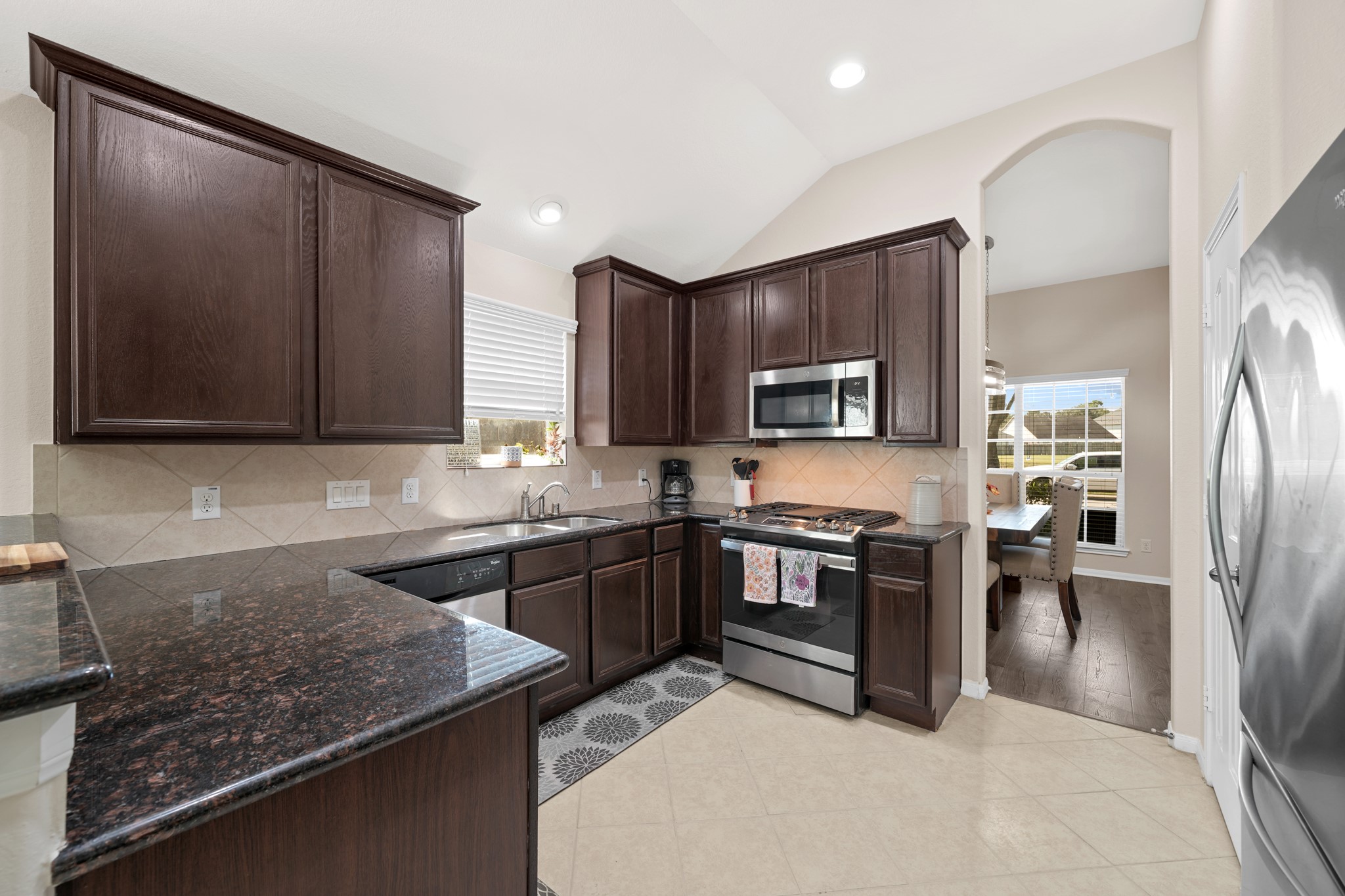 4051 Conifer Drive, Dickinson, TX 77539