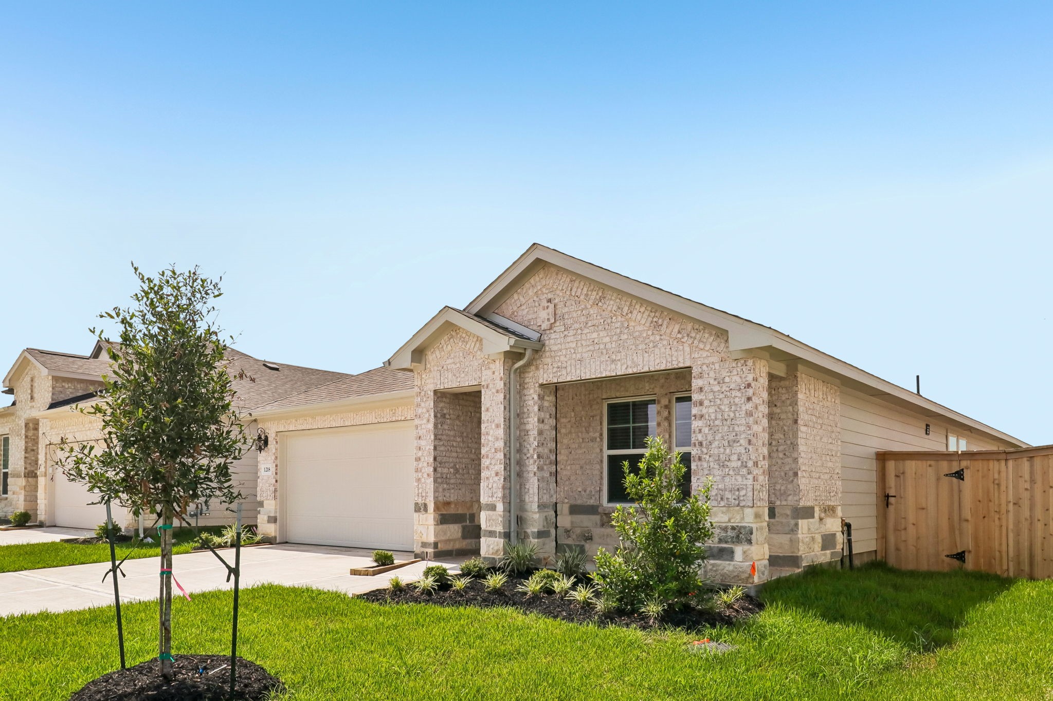 1218 Romany Fields Drive, Huffman, TX 77336