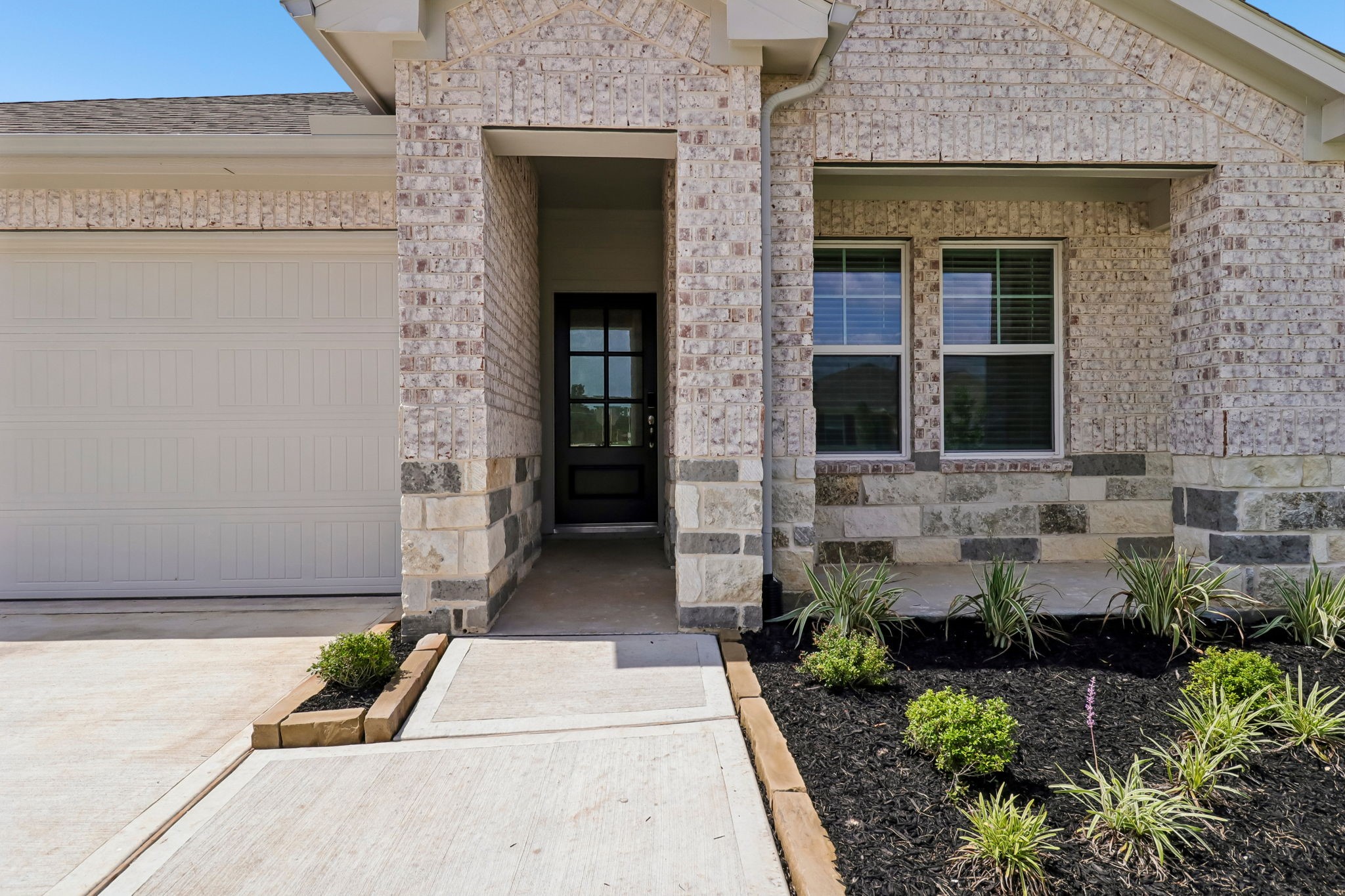1218 Romany Fields Drive, Huffman, TX 77336