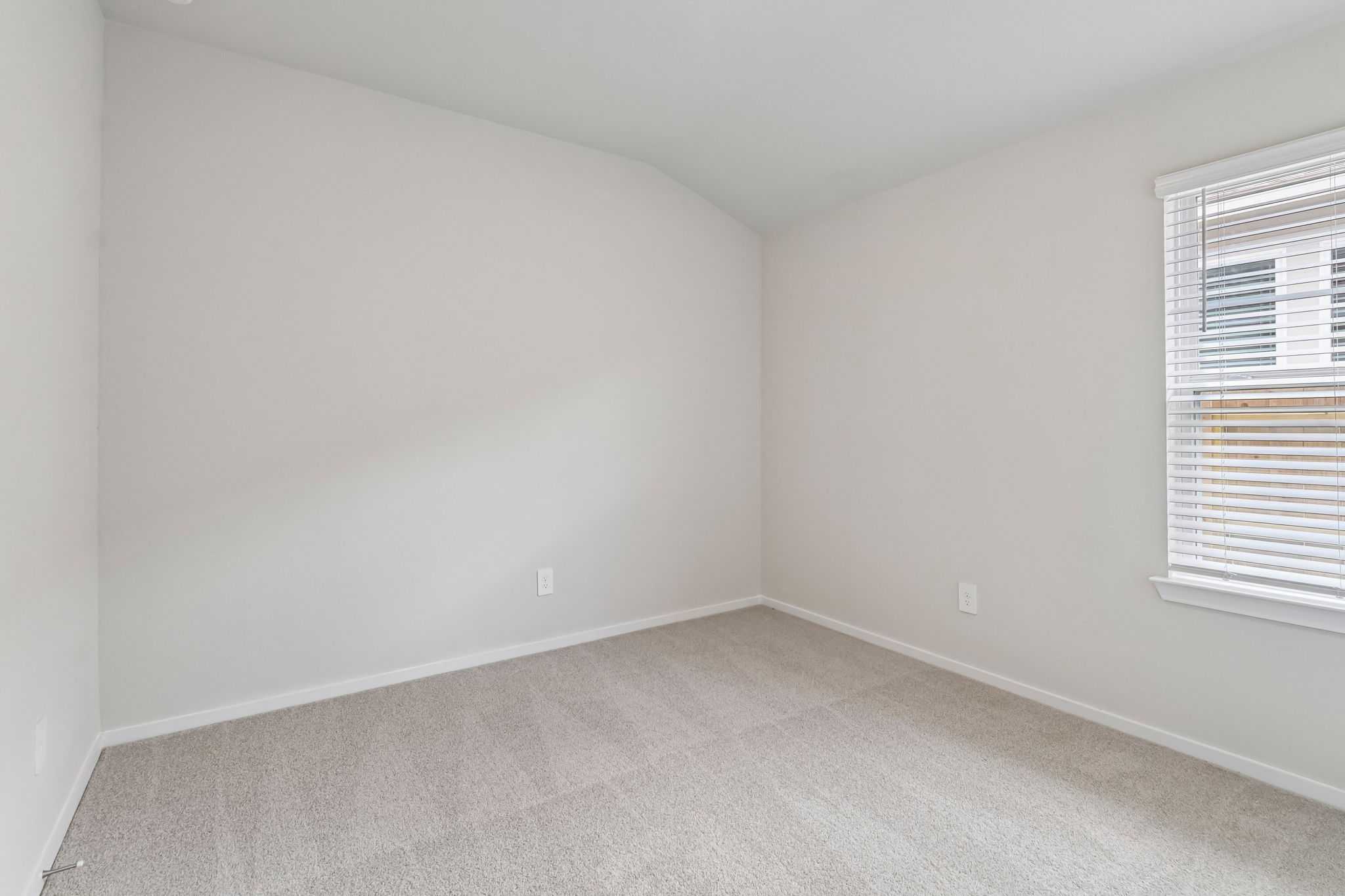 1218 Romany Fields Drive, Huffman, TX 77336
