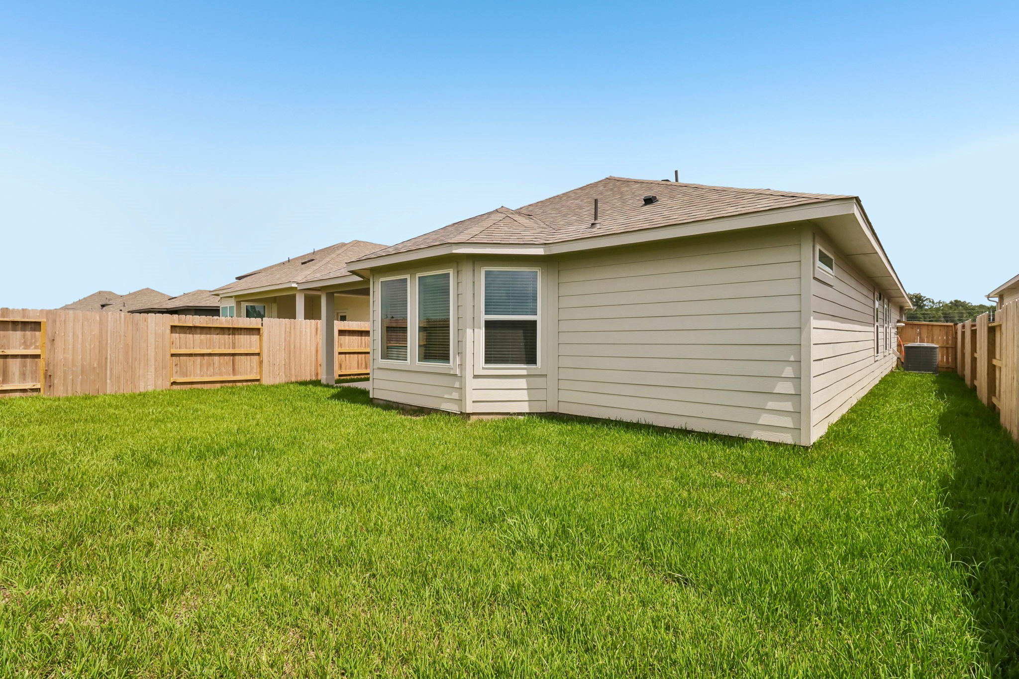 1218 Romany Fields Drive, Huffman, TX 77336