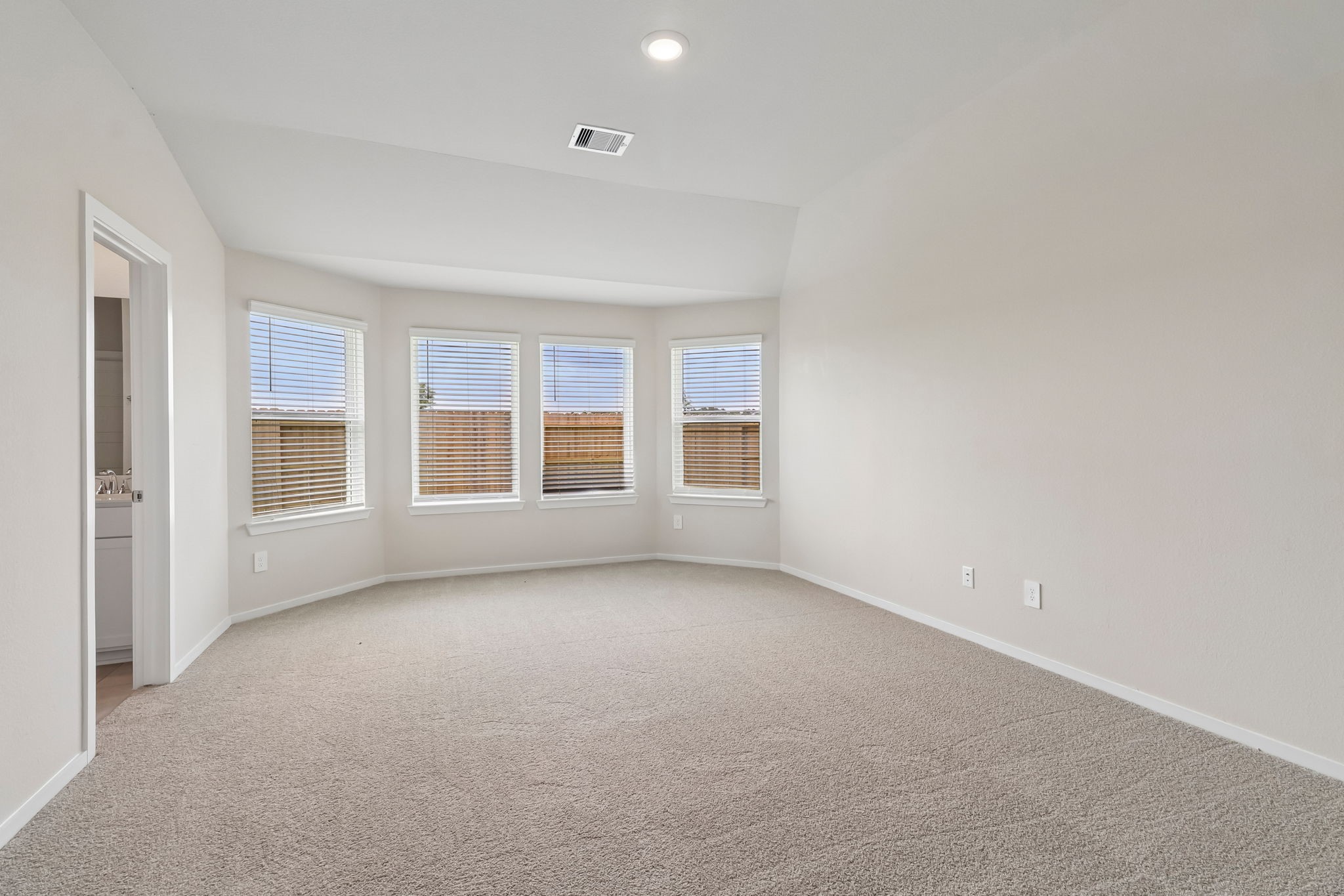 1218 Romany Fields Drive, Huffman, TX 77336