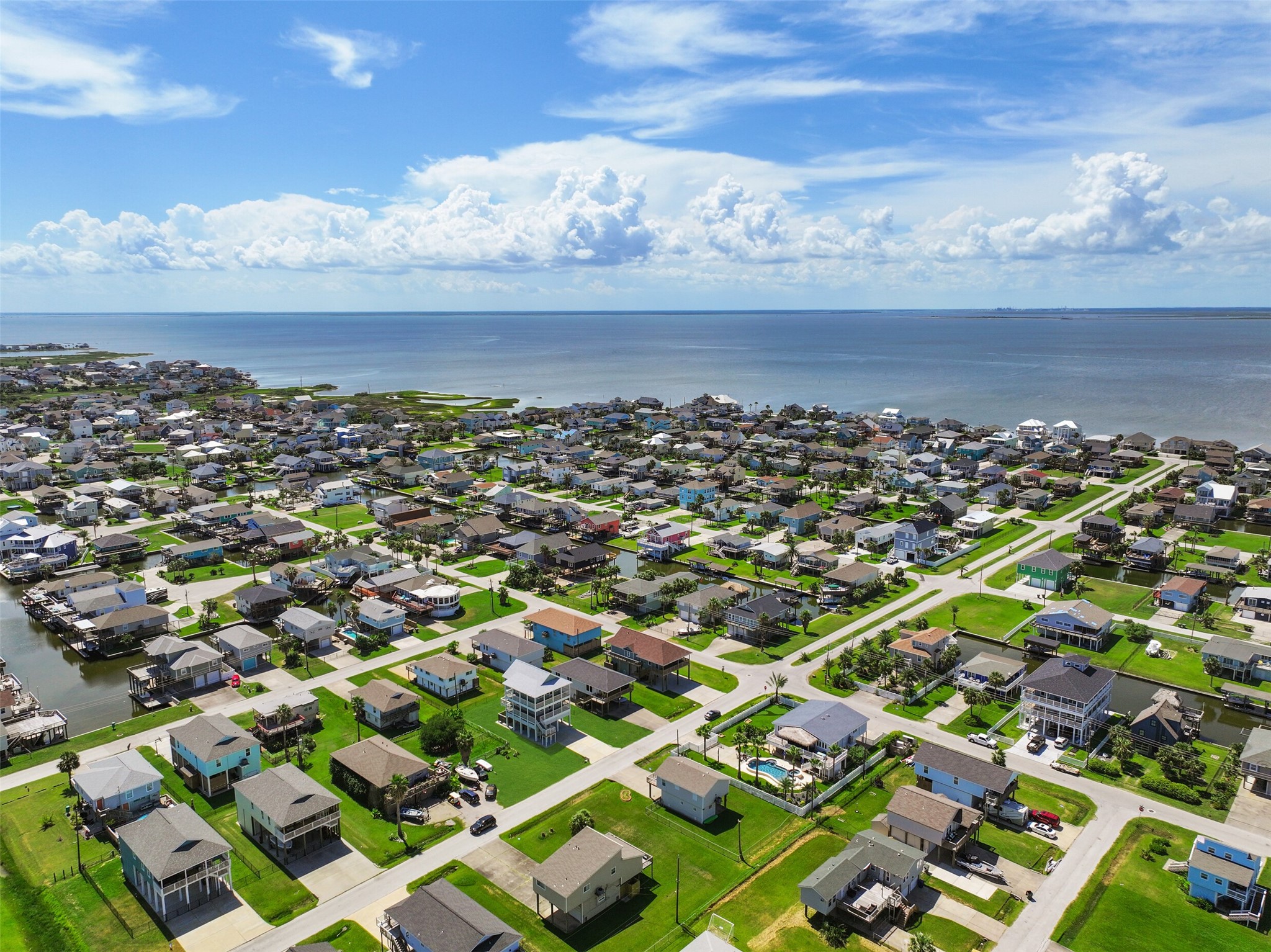4006 Fort Bend Drive, Galveston, TX 77554