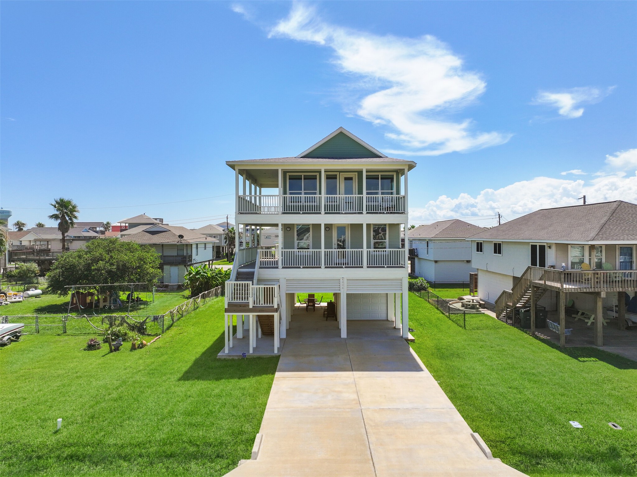 4006 Fort Bend Drive, Galveston, TX 77554
