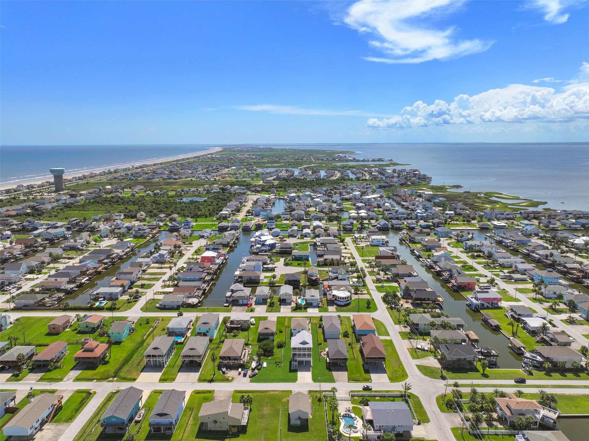 4006 Fort Bend Drive, Galveston, TX 77554