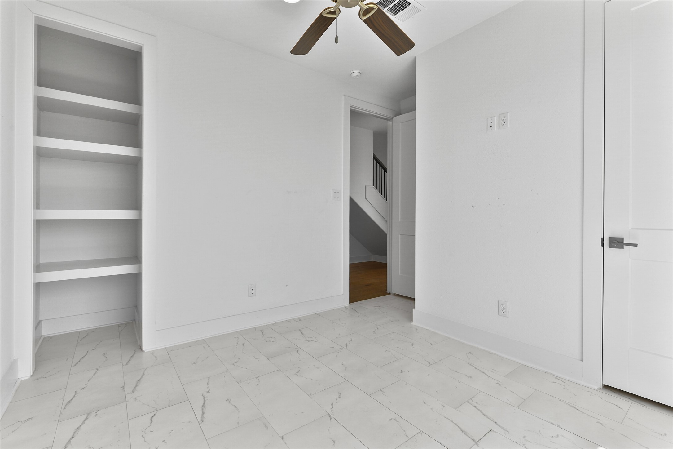 4006 Fort Bend Drive, Galveston, TX 77554
