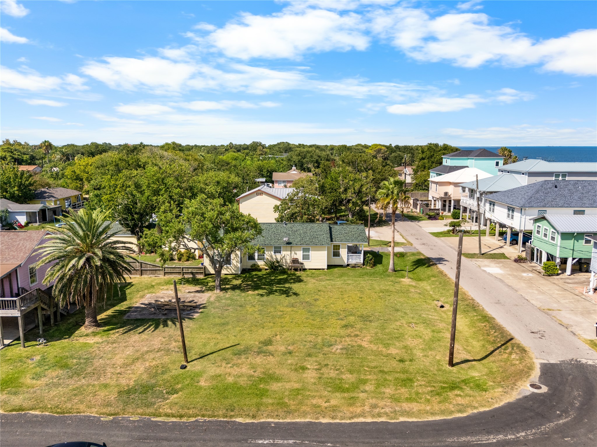 645 3rd Street, San Leon, TX 77539