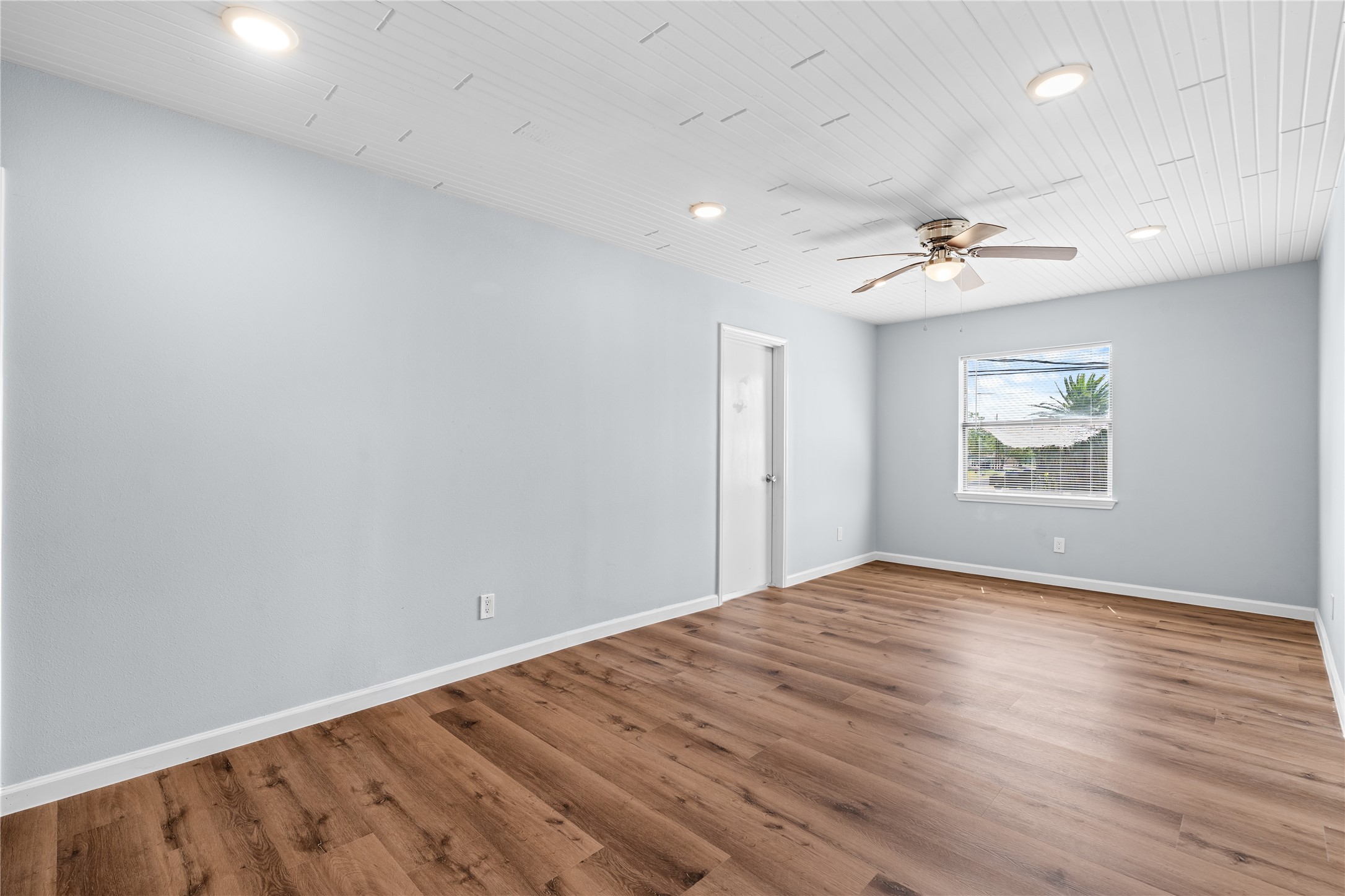 A bright, expansive layout provides the flexibility to create a living space tailored to your lifestyle.