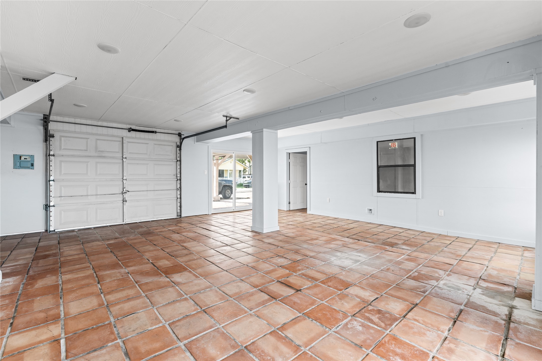 645 3rd Street, San Leon, TX 77539